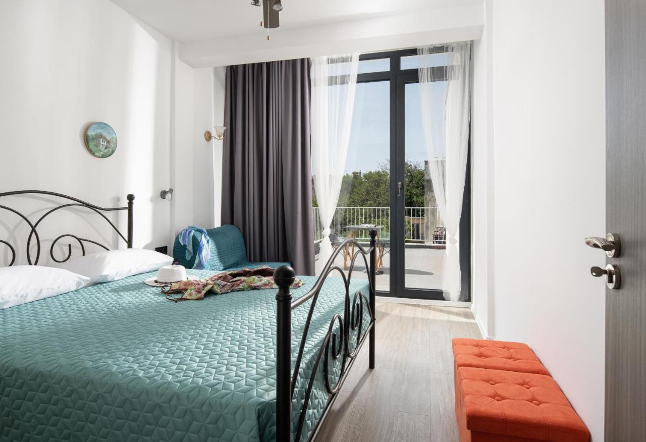 אגיה טריאדה Grand Dodo'S Triada Seaview Studios מראה חיצוני תמונה