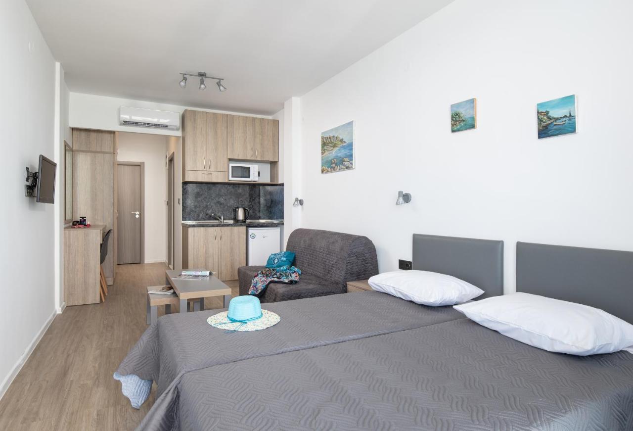 אגיה טריאדה Grand Dodo'S Triada Seaview Studios מראה חיצוני תמונה